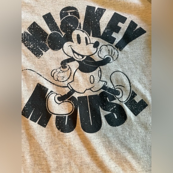 Disney long-sleeve t-shirt for boys by Jumping Beans. Mickey Mouse size 8 - Picture 3 of 5